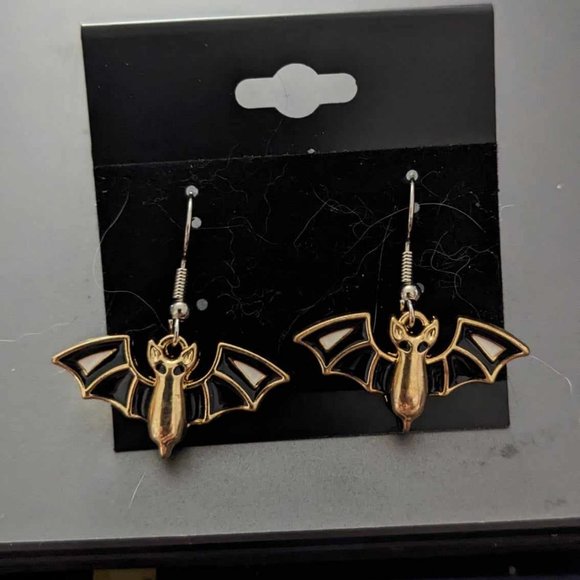 Halloween Bat Earrings - Picture 1 of 2